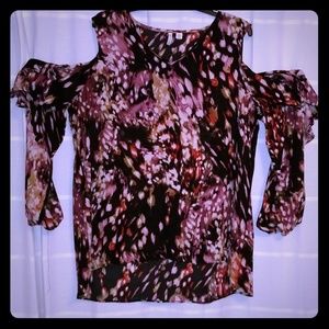 🌞Cute cold shoulder top